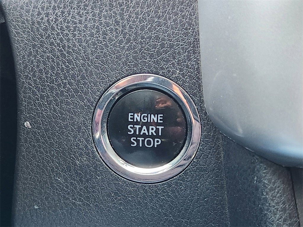 Used 2016 Toyota Highlander Limited Platinum image 22