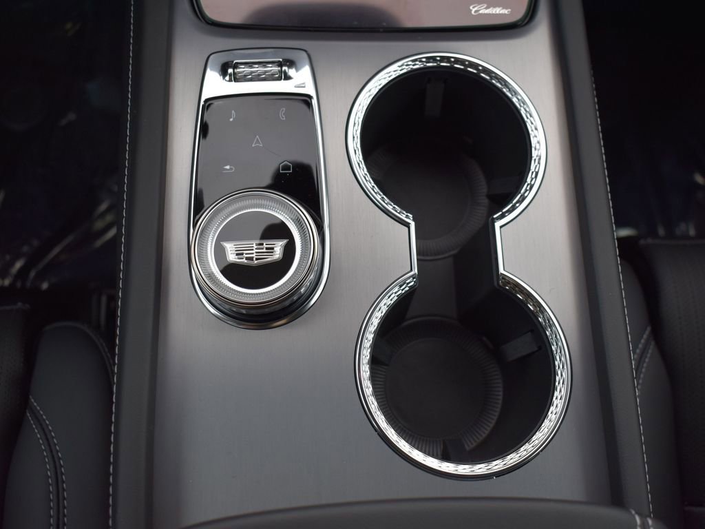 New 2026 Cadillac Vistiq Sport w/ LPO, Floor Liner Package image 23