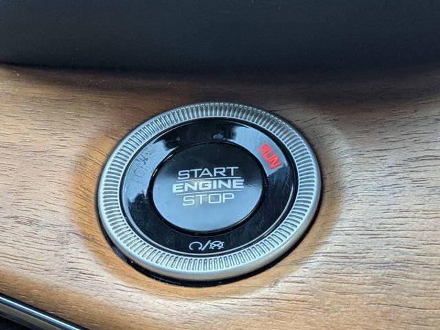 Used 2024 Jeep Grand Cherokee L Summit AWD/4WD image 35