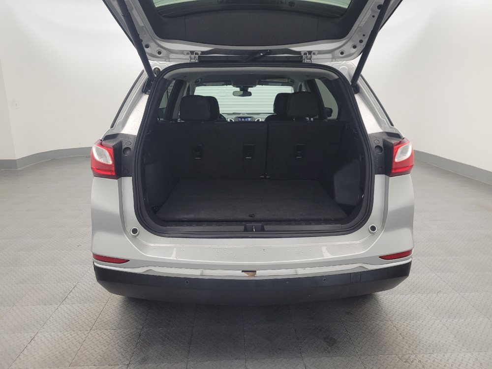 Used 2021 Chevrolet Equinox LT FWD image 29