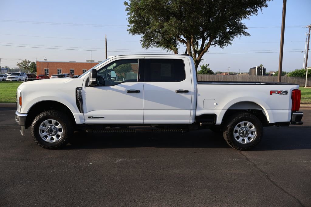 Used 2024 Ford F250 XLT w/ FX4 Off-Road Package AWD/4WD image 2
