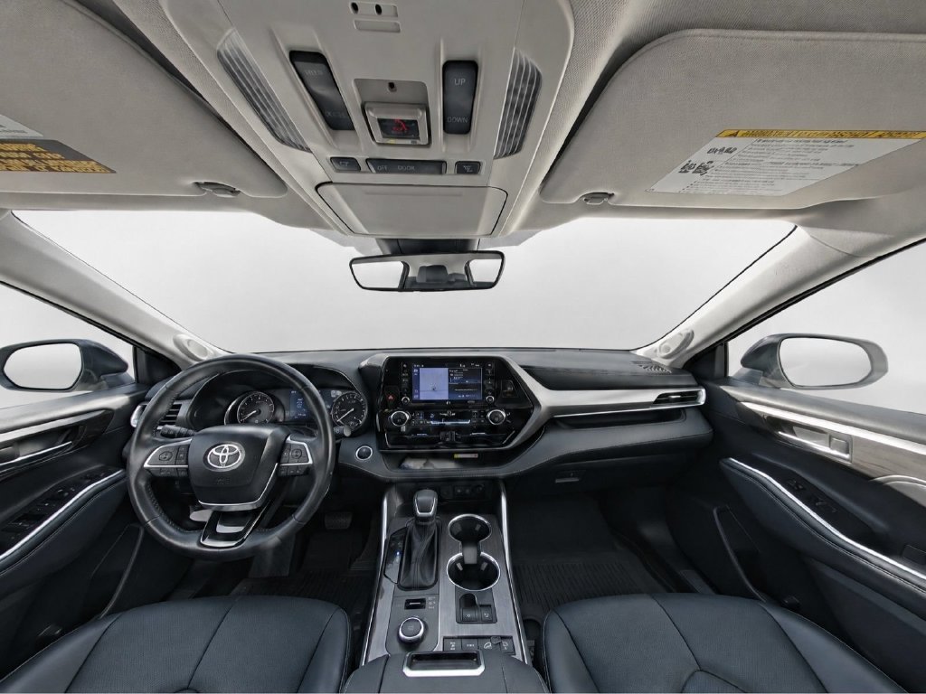 Certified 2021 Toyota Highlander Limited AWD/4WD image 12