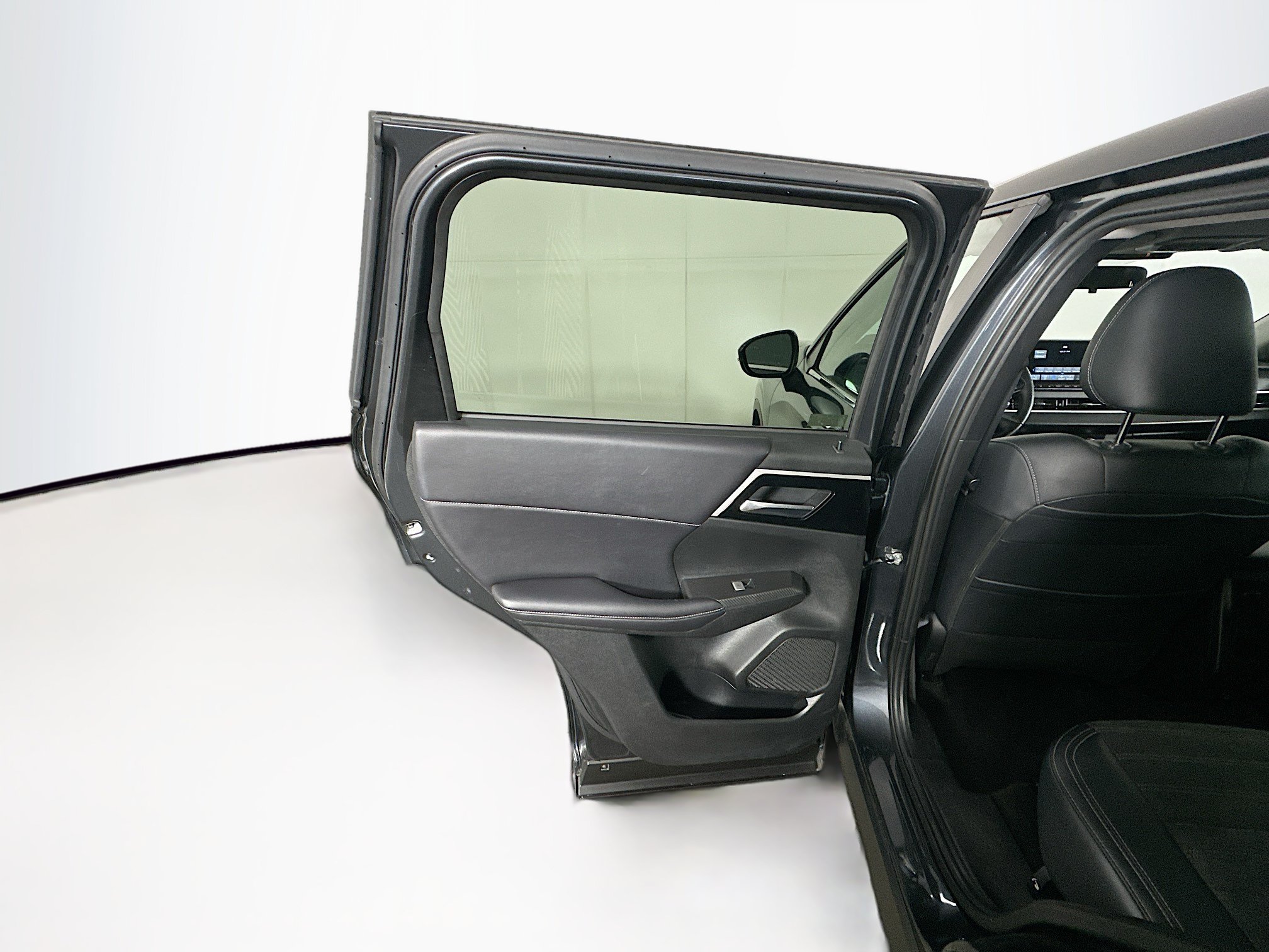 Used 2024 Mitsubishi Outlander SE FWD image 25