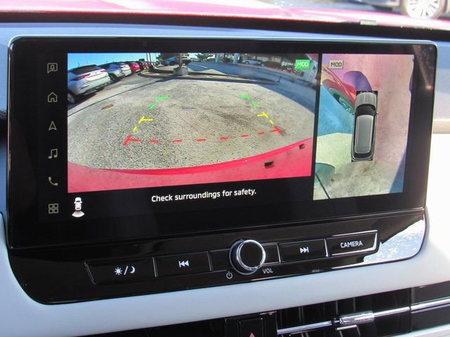 New 2025 Mitsubishi Outlander SE image 16