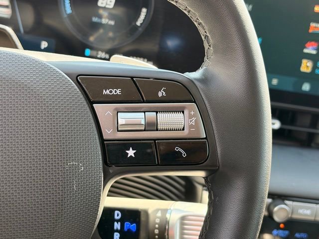 Used 2025 Hyundai Ioniq 5 SEL RWD image 16