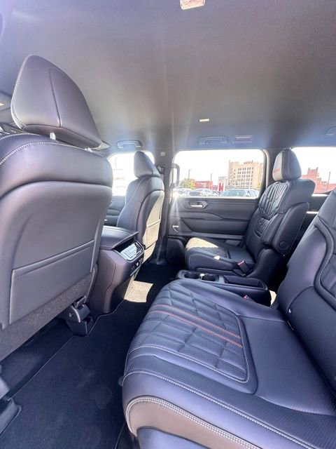 New 2026 Nissan Armada PRO-4X w/ Captain's Chari Seat Package image 30