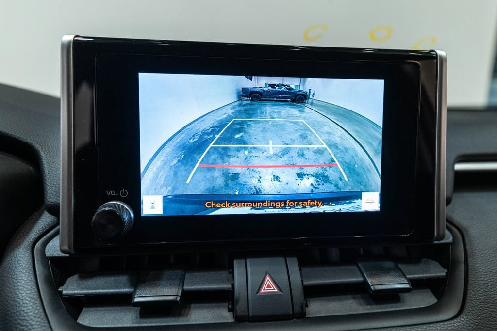 Certified 2025 Toyota RAV4 LE AWD/4WD image 28