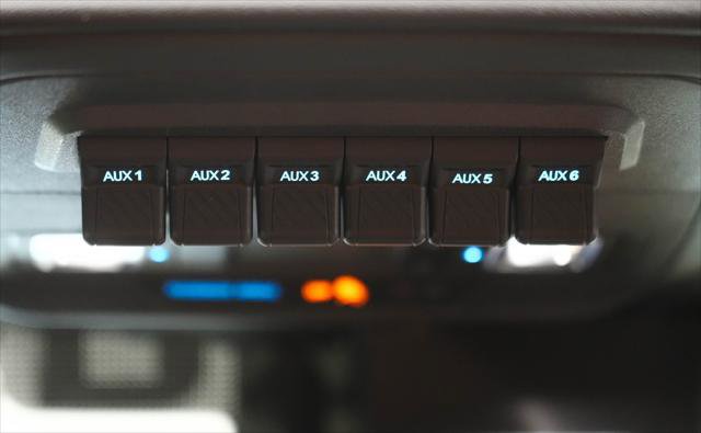 Used 2025 Ford Bronco Badlands AWD/4WD image 40