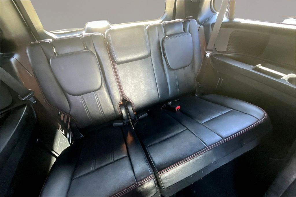 Used 2017 Dodge Grand Caravan GT image 23