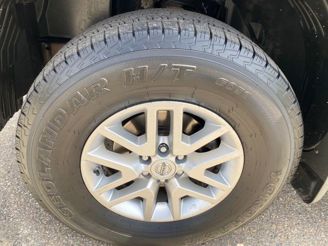 Used 2015 Nissan Xterra S image 23