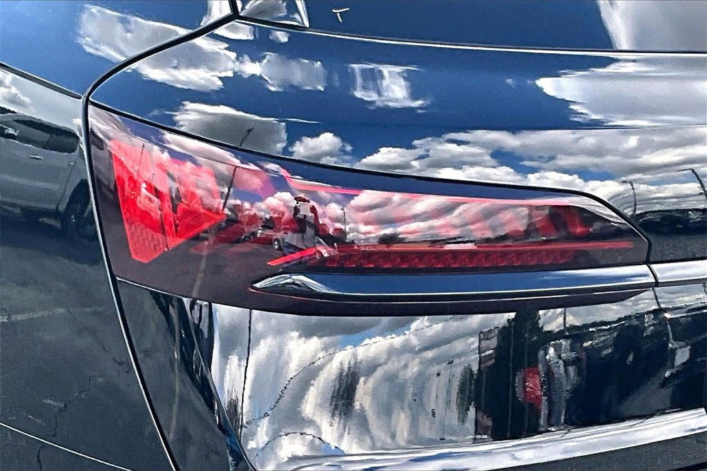 Used 2020 Audi Q7 3.0T Premium Plus image 22