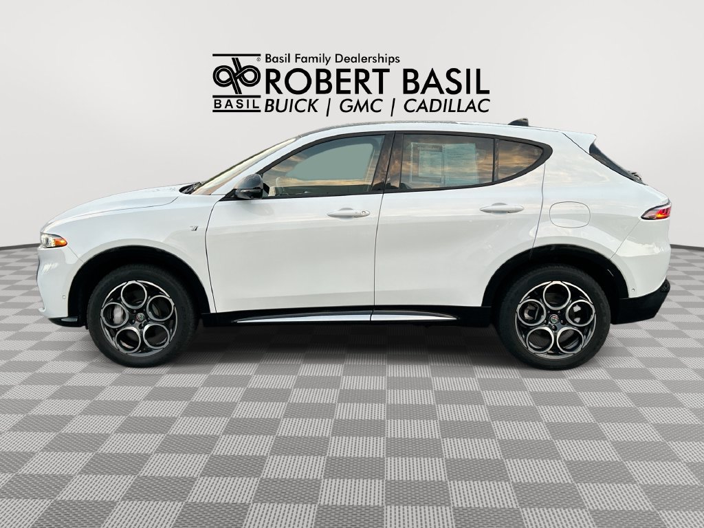 Used 2024 Alfa Romeo Tonale Ti w/ Active Assist Package AWD/4WD image 5