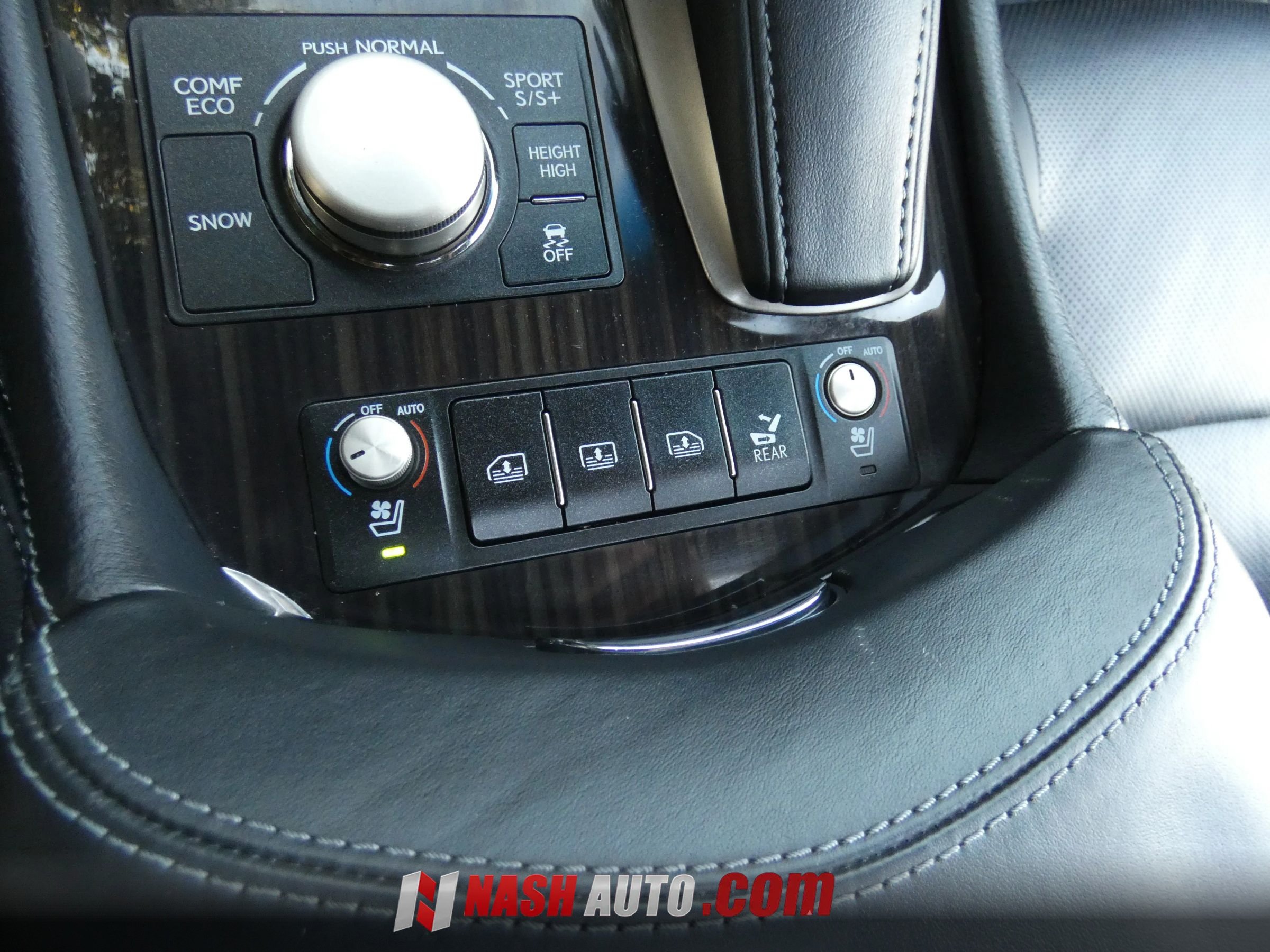 Used 2013 Lexus LS 460 w/ Ultra Luxury Pkg RWD image 66