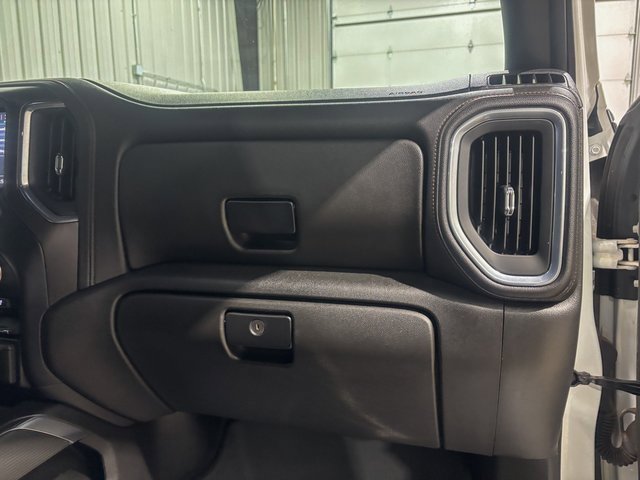 Used 2023 GMC Sierra 2500 AT4 w/ Gooseneck/5TH Wheel Package image 28