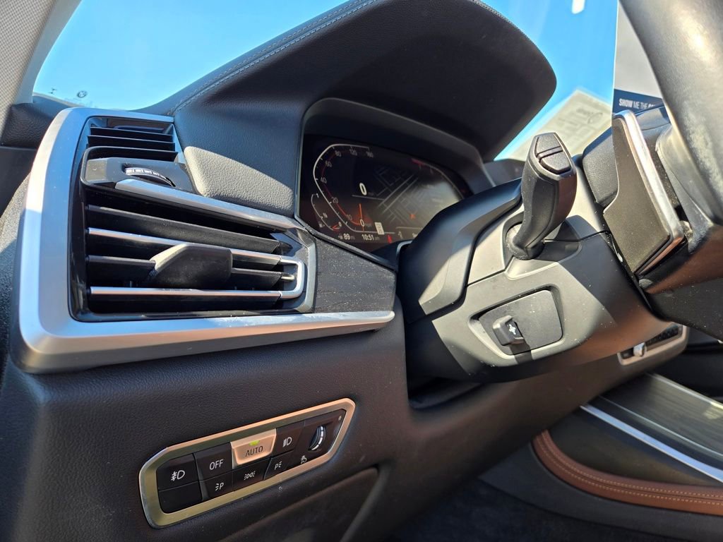 Used 2020 BMW X7 xDrive40i w/ Premium Package image 34