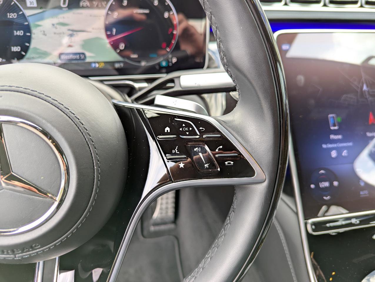 Used 2025 Mercedes-Benz S 580 4MATIC Sedan image 18