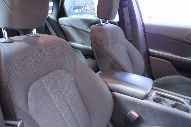 Used 2016 Chrysler 200 LX image 11