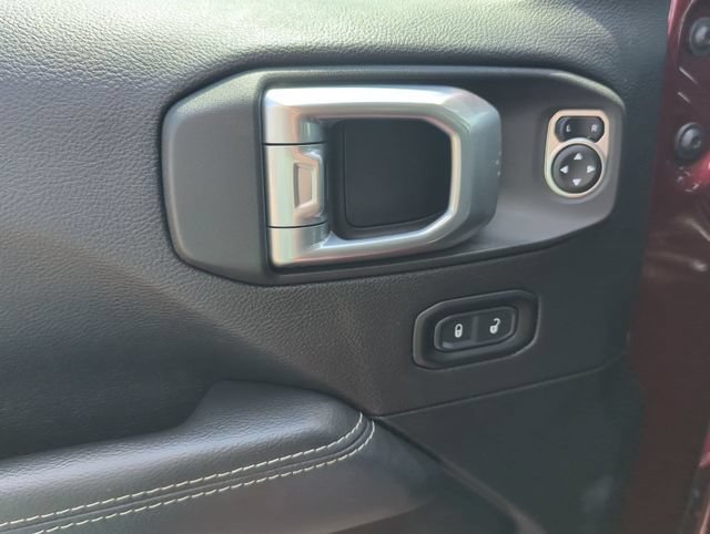 Used 2022 Jeep Gladiator Overland w/ Popular Equipment Package AWD/4WD image 13