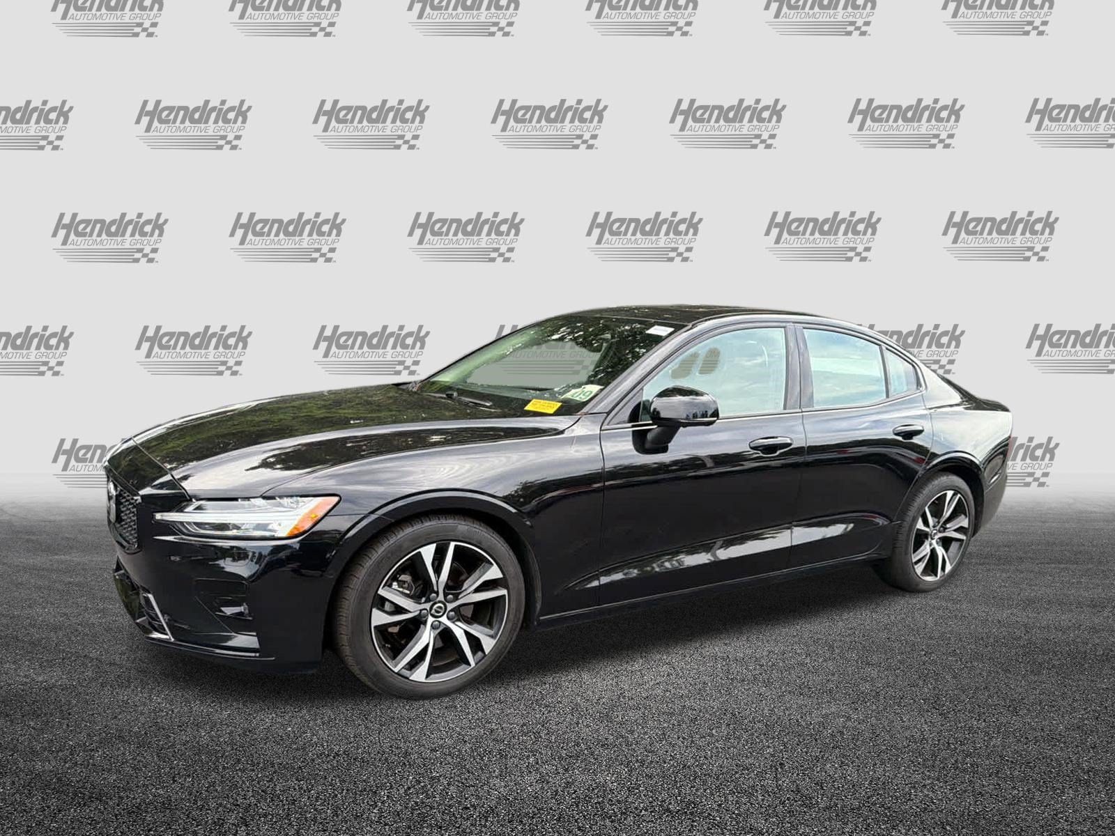 Used 2025 Volvo S60 B5 Plus FWD image 9