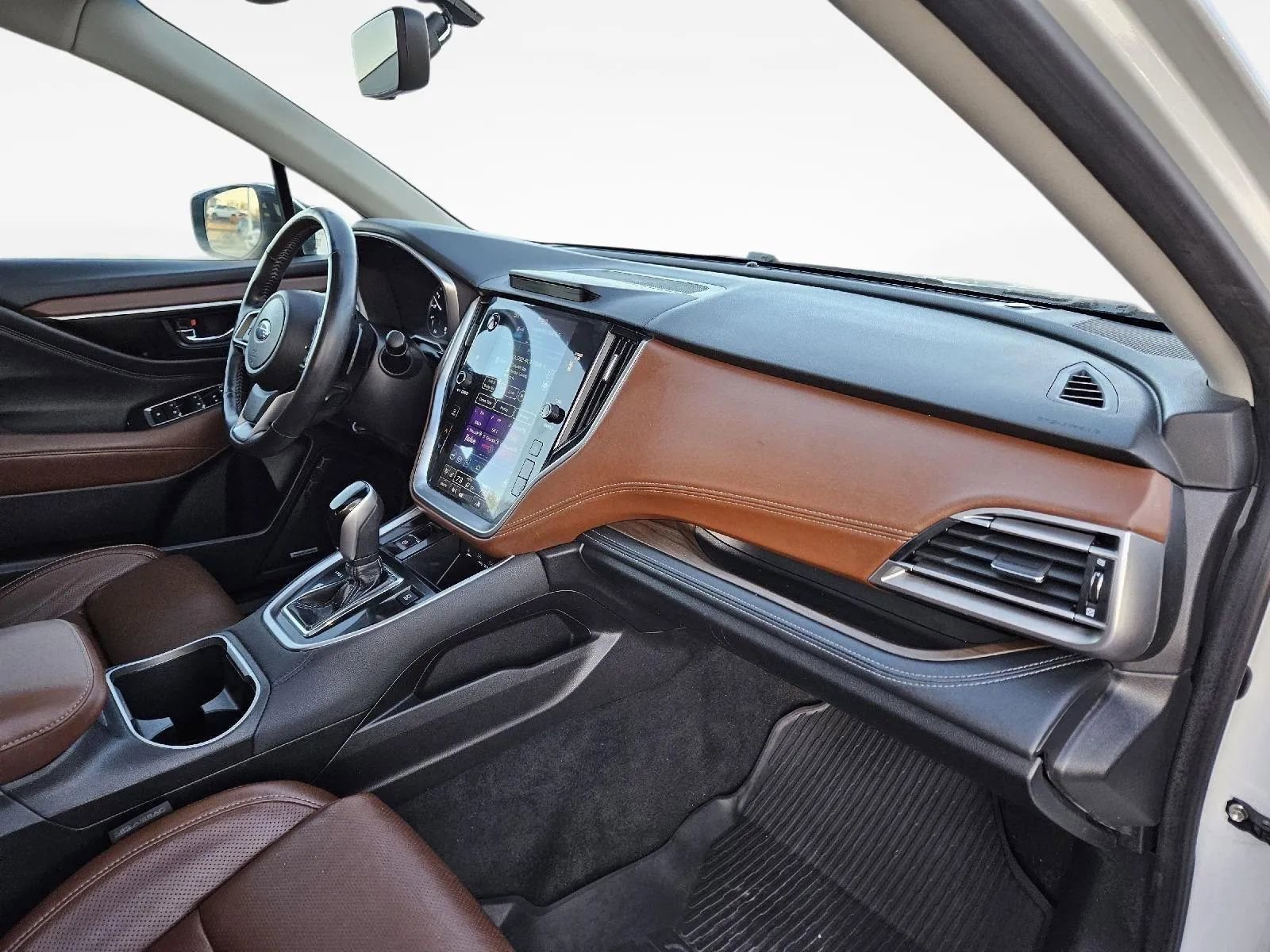 Used 2020 Subaru Outback Touring image 32