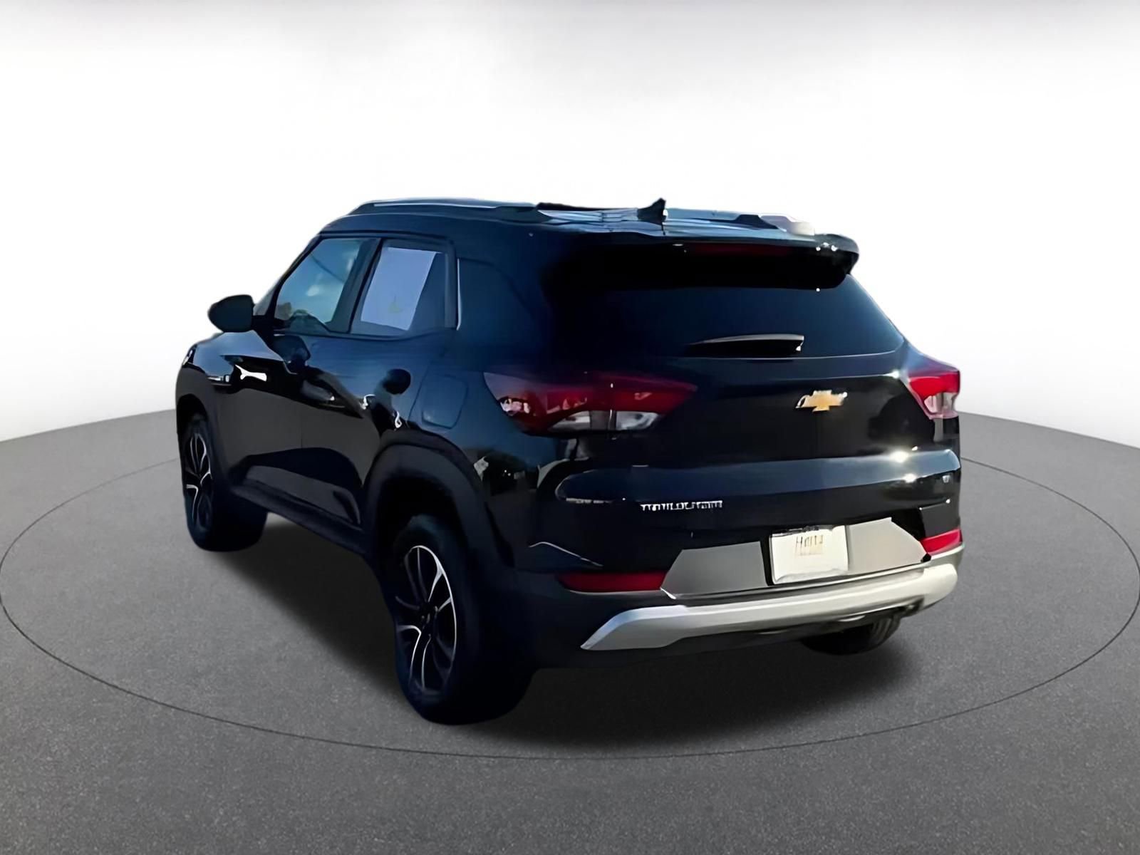 Used 2025 Chevrolet TrailBlazer LT image 10