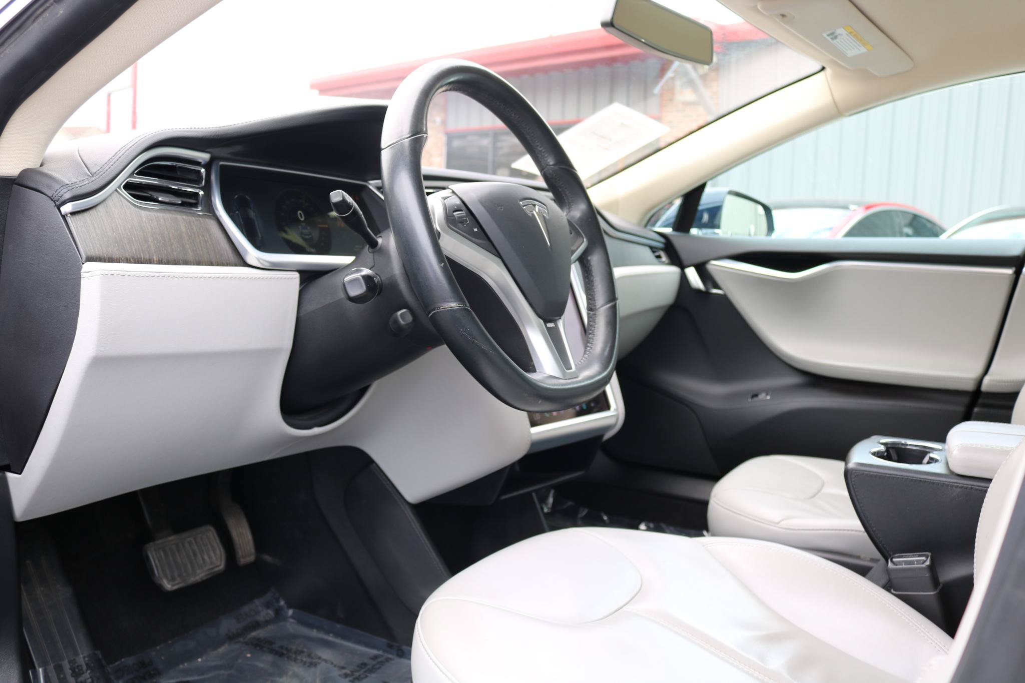 Used 2013 Tesla Model S RWD image 15