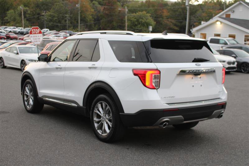 Used 2023 Ford Explorer Limited AWD/4WD image 6