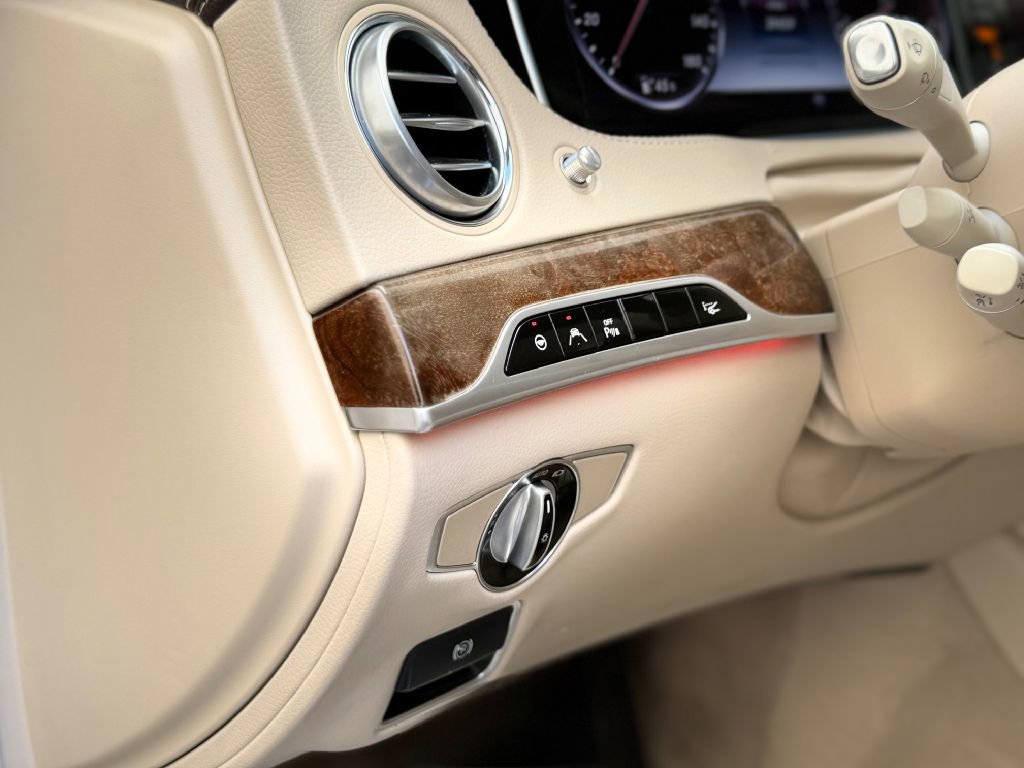 Used 2015 Mercedes-Benz S 550 Sedan image 20
