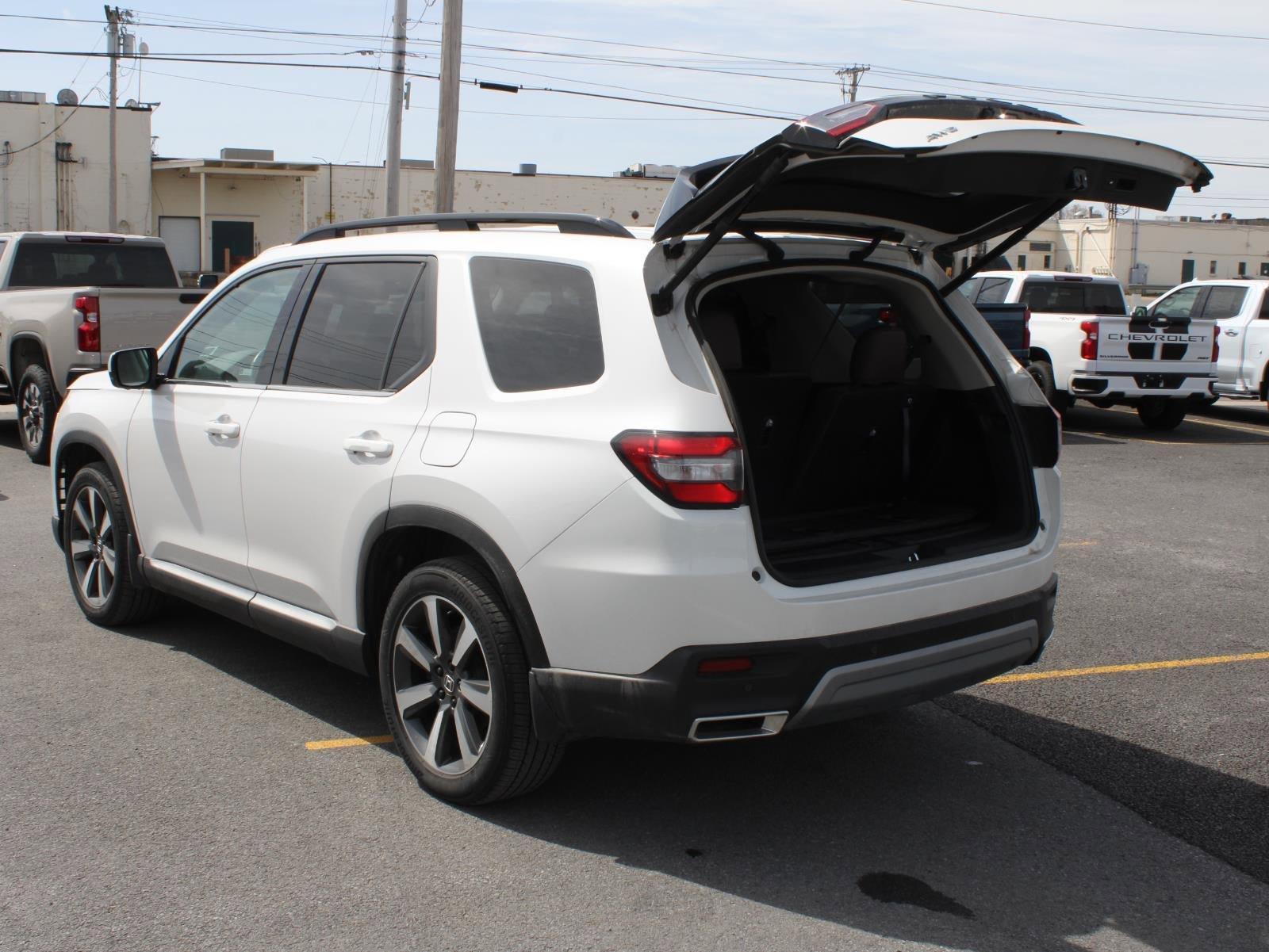 Used 2024 Honda Pilot Elite image 7