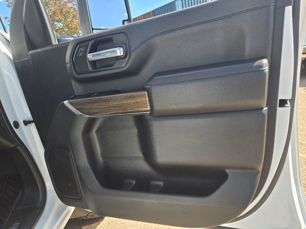 Used 2022 Chevrolet Silverado 2500 LT w/ Convenience Package image 23