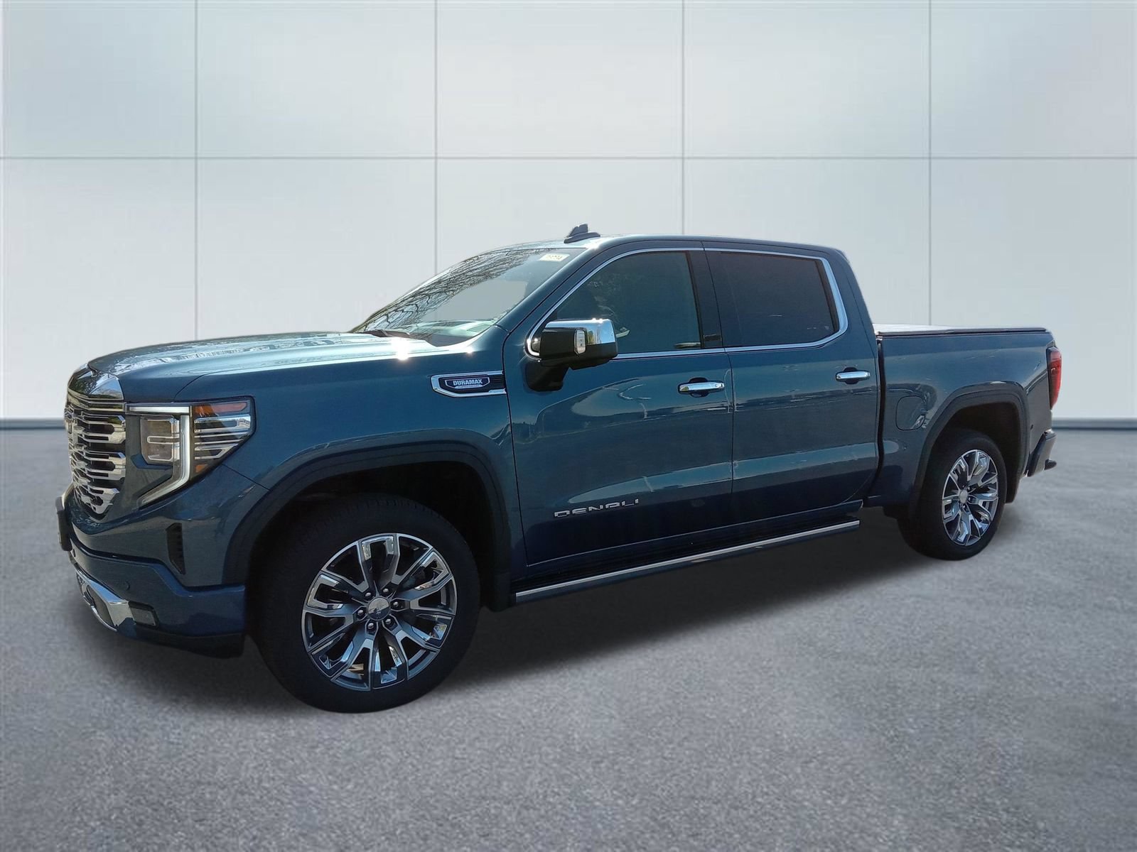 Used 2026 GMC Sierra 1500 Denali AWD/4WD image 1