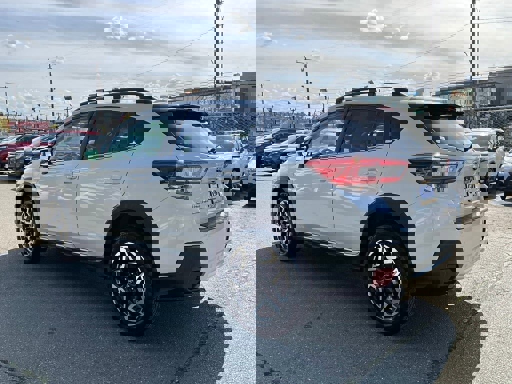 Used 2019 Subaru Crosstrek 2.0i Limited w/ Moonroof Package w/Navigation image 5