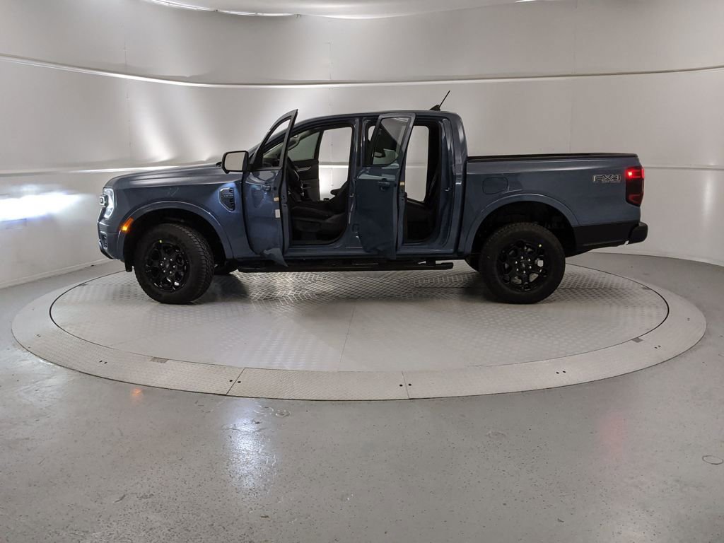 New 2025 Ford Ranger Lariat w/ FX4 Off-Road Package image 11
