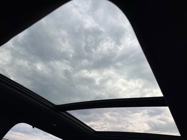 New 2025 Jeep Grand Cherokee Limited w/ Luxury Tech Group II image 20