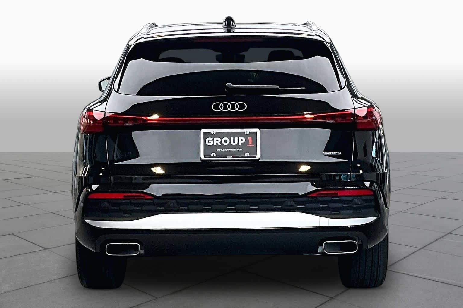 Used 2025 Audi Q5 Premium w/ Convenience Package AWD/4WD image 5