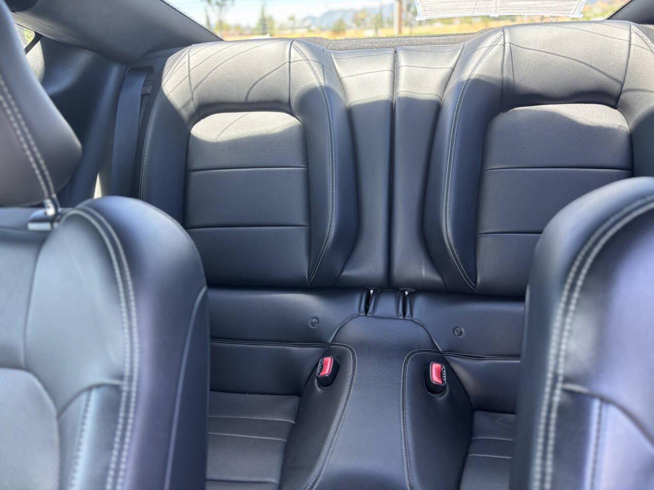Used 2015 Ford Mustang GT Premium w/ Equipment Group 401A RWD image 18