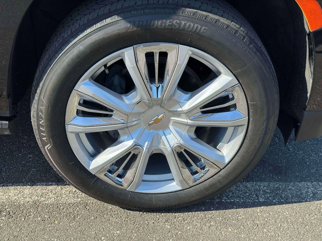 Used 2023 Chevrolet Tahoe High Country AWD/4WD image 9