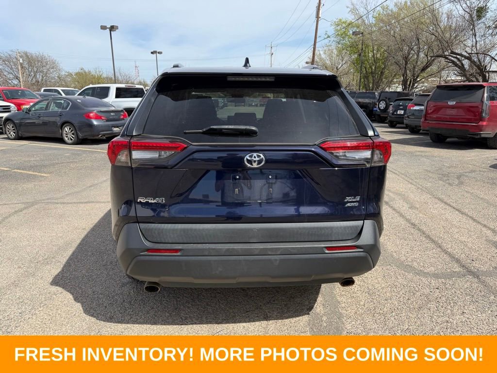 Used 2020 Toyota RAV4 XLE w/ All Weather Liner Package image 5