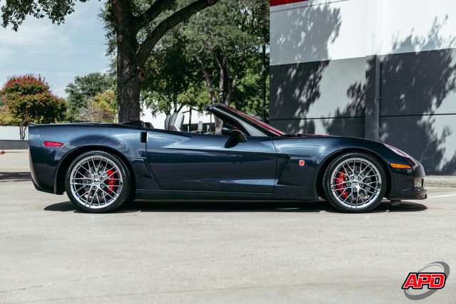 Used 2013 Chevrolet Corvette 427 w/ 1SB Preferred Equipment Group RWD image 10