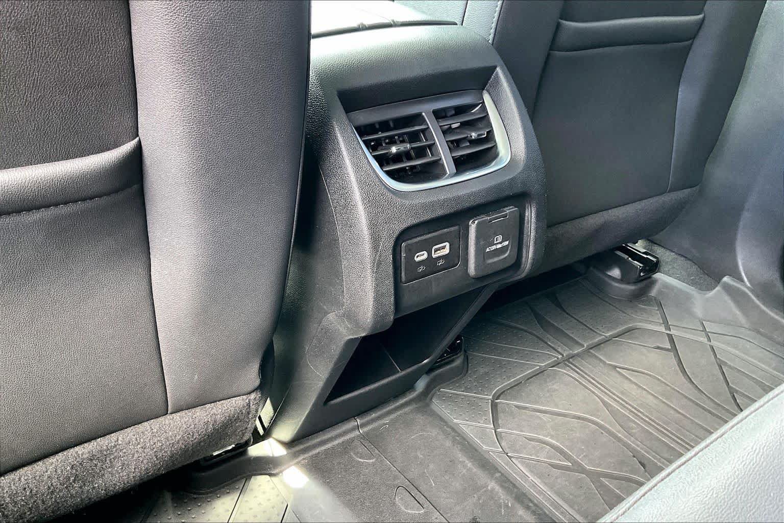 Certified 2022 Chevrolet Blazer LT w/ Sound & Technology Package FWD image 33