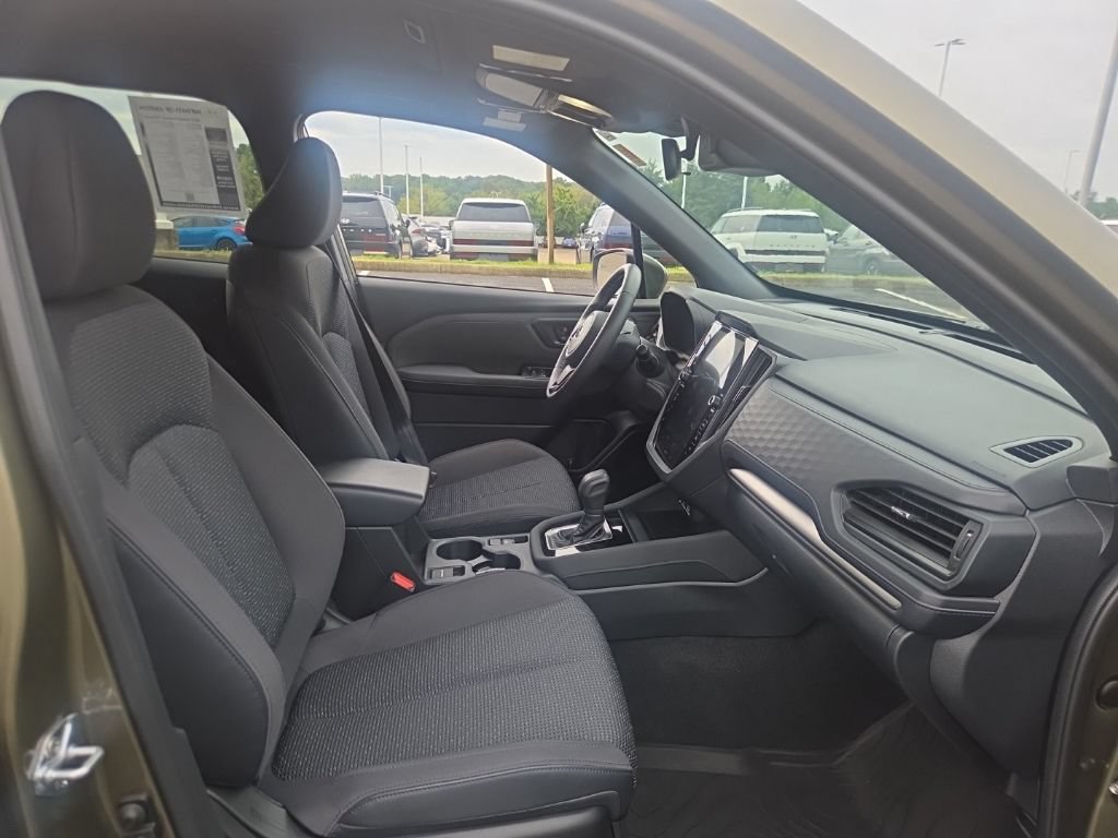 Used 2025 Subaru Forester Premium AWD/4WD image 15