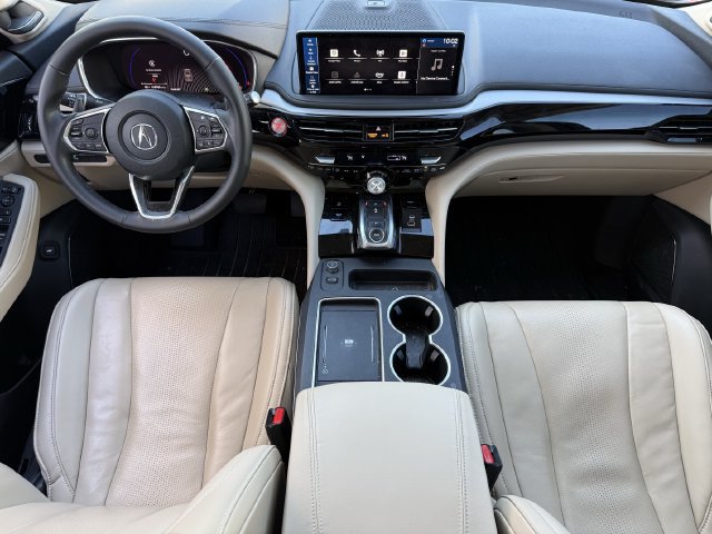 Certified 2025 Acura MDX w/ Technology Package FWD image 10