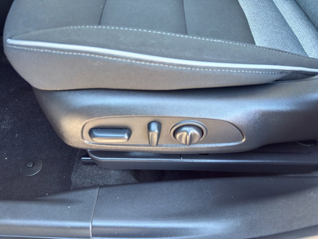 Used 2023 Chevrolet TrailBlazer LT w/ Convenience Package image 15