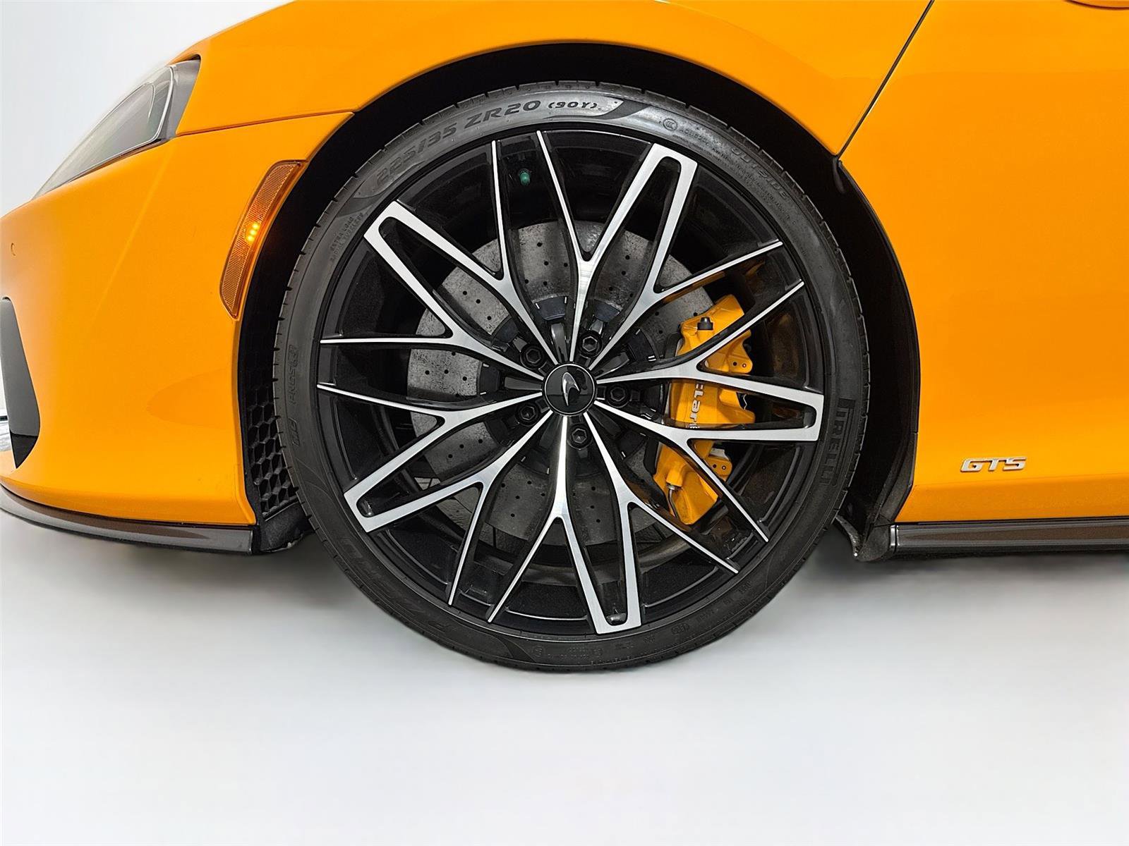 Used 2025 McLaren GTS image 26