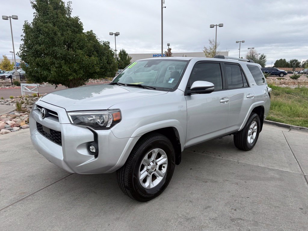 Used 2021 Toyota 4Runner SR5 Premium w/ Moonroof Package AWD/4WD image 3