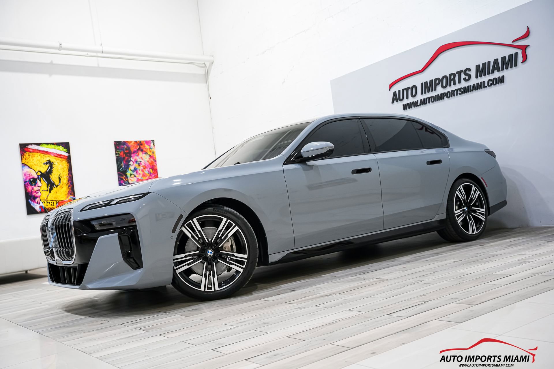 Used 2023 BMW 740i image 4