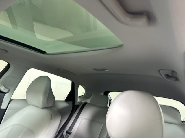 Used 2024 Hyundai Kona Limited image 12