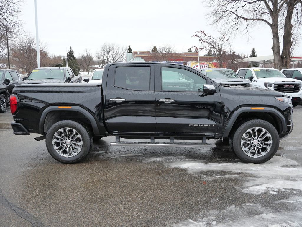 Used 2024 GMC Canyon Denali AWD/4WD image 11