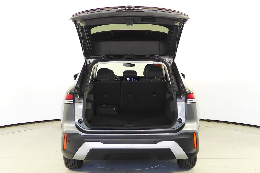 Used 2025 Volkswagen Tiguan S FWD image 10