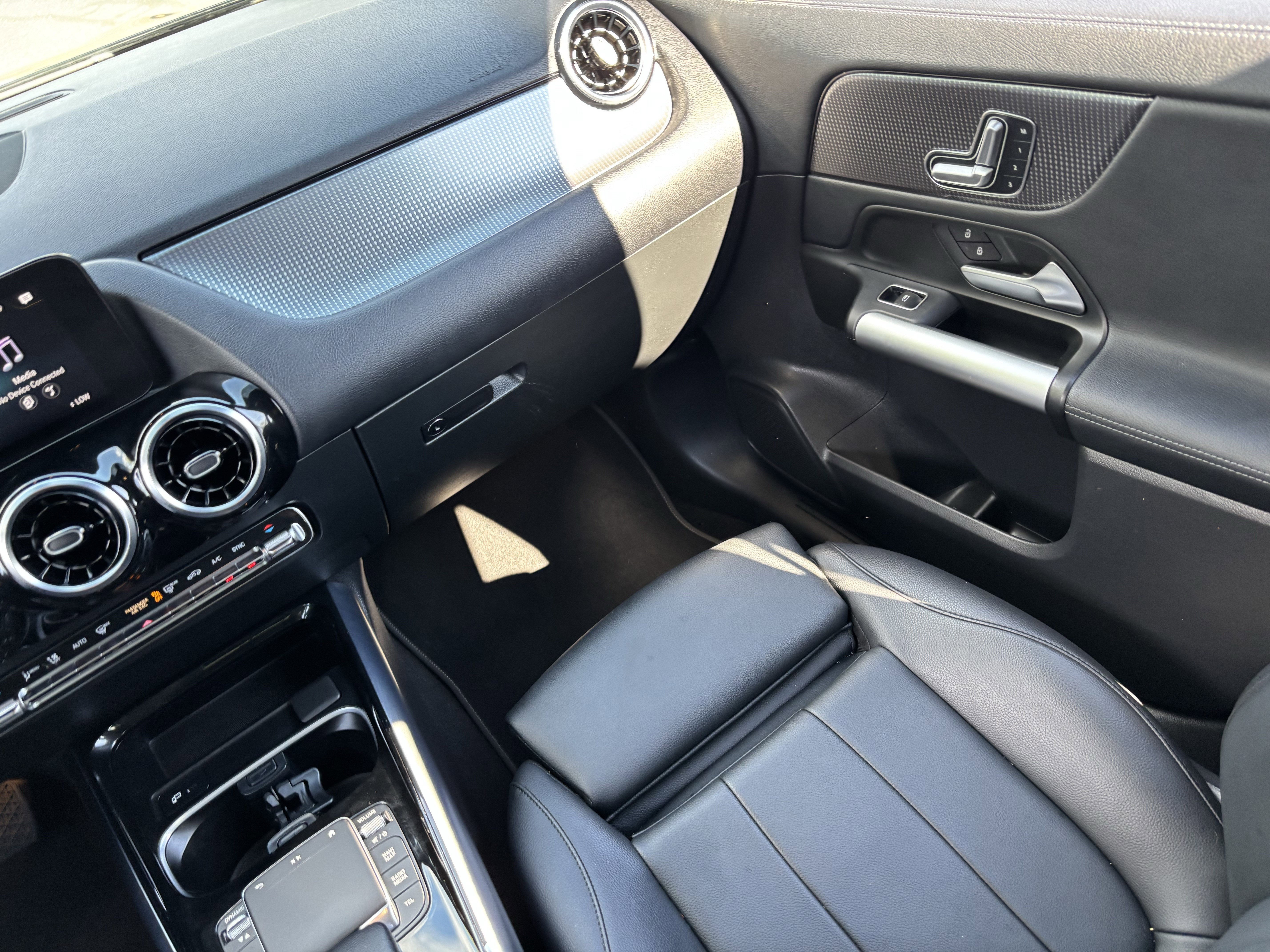 Used 2023 Mercedes-Benz GLA 250 GLA 250 w/ Premium Package image 15